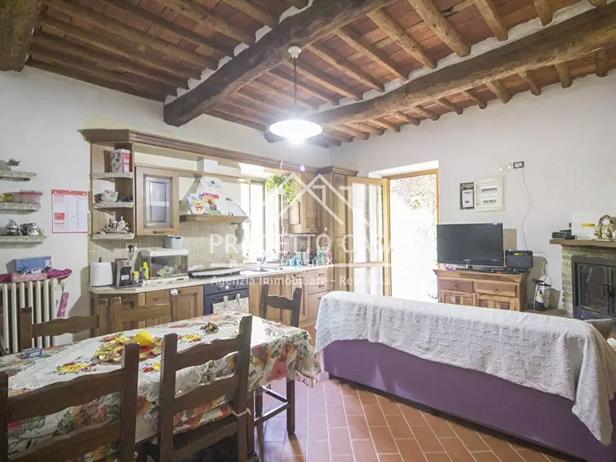 Immagine 3 di Casa indipendente in vendita  in VIA DI CACETTO a Pietrasanta