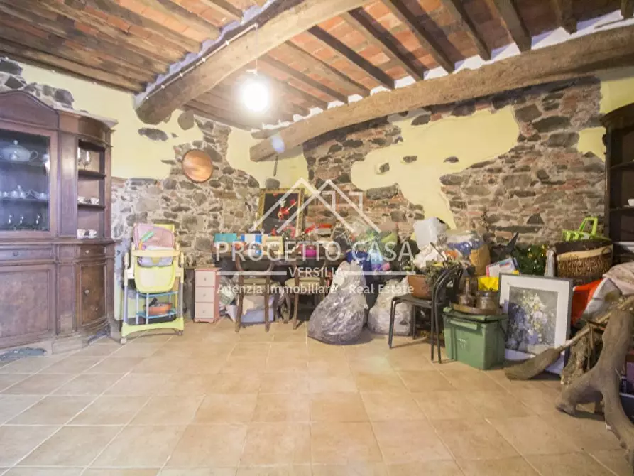 Immagine 25 di Casa indipendente in vendita  in VIA DI CACETTO a Pietrasanta