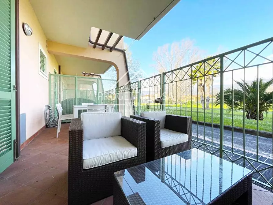 Immagine 23 di Appartamento in vendita  in VIA ADUA a Pietrasanta