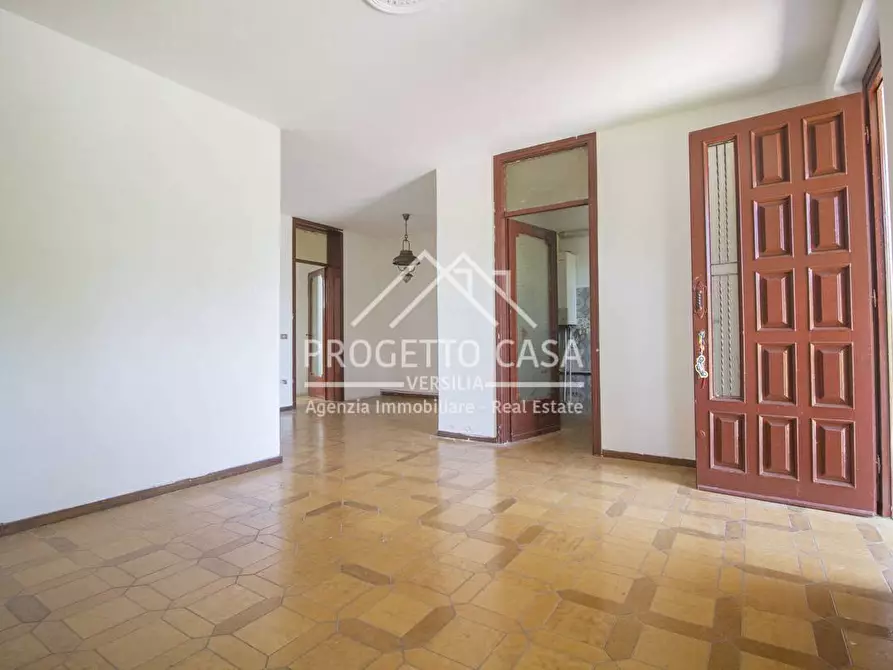 Immagine 2 di Appartamento in vendita  in VIA BRUNELLESCHI a Camaiore
