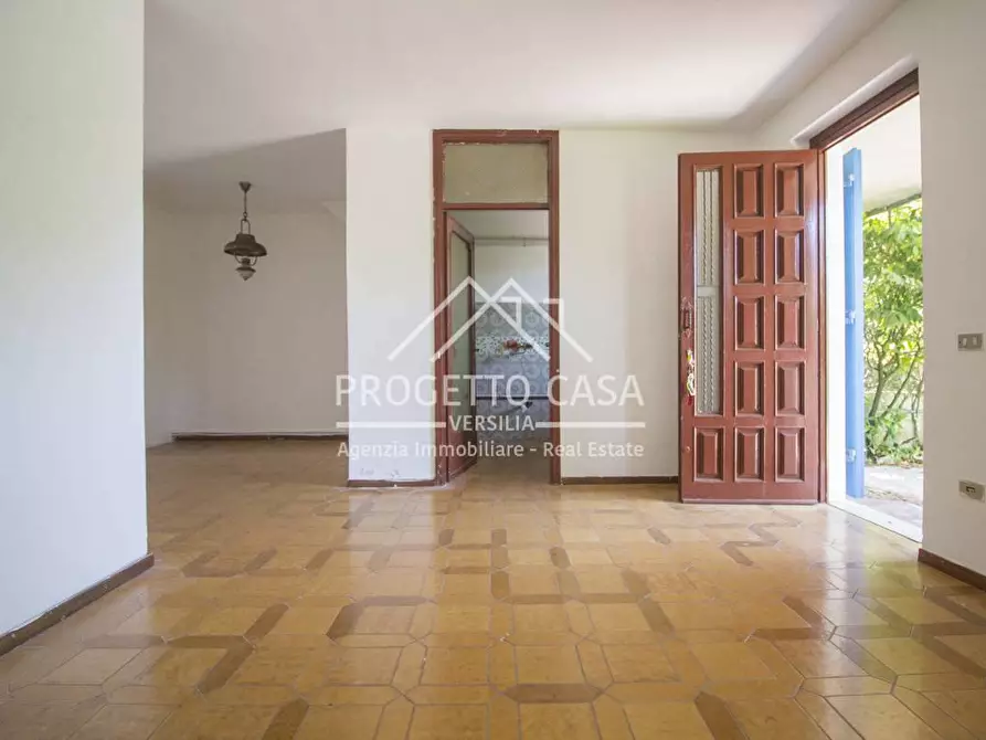 Immagine 4 di Appartamento in vendita  in VIA BRUNELLESCHI a Camaiore