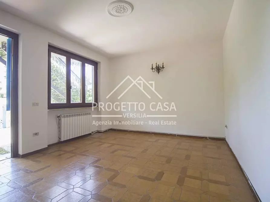 Immagine 6 di Appartamento in vendita  in VIA BRUNELLESCHI a Camaiore