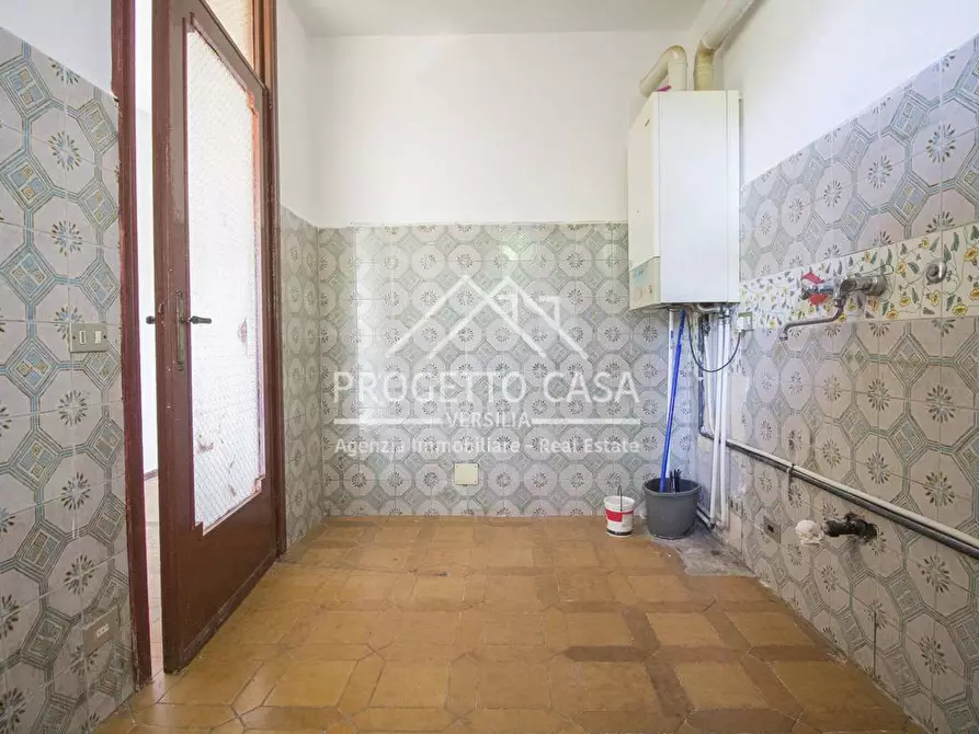 Immagine 9 di Appartamento in vendita  in VIA BRUNELLESCHI a Camaiore
