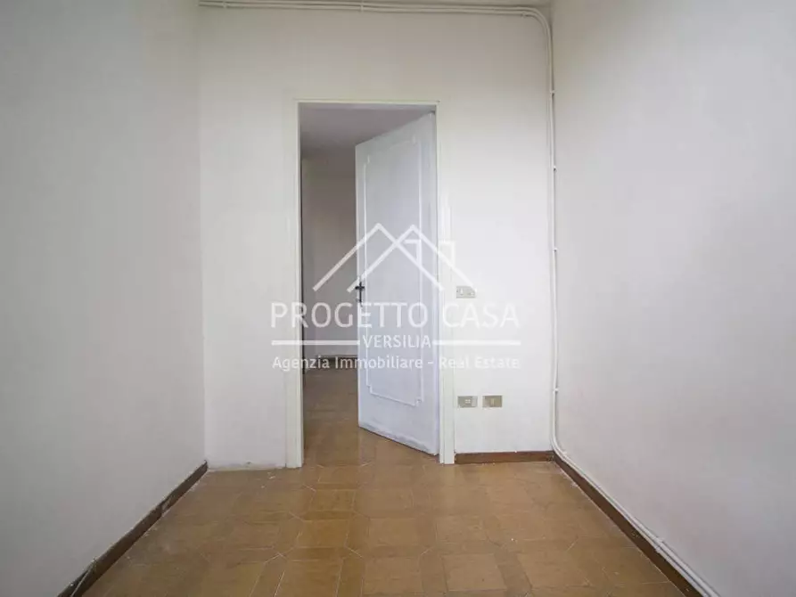 Immagine 16 di Appartamento in vendita  in VIA BRUNELLESCHI a Camaiore