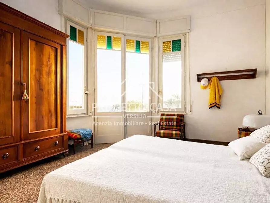 Immagine 22 di Casa indipendente in vendita  in VIA PISTELLI a Camaiore