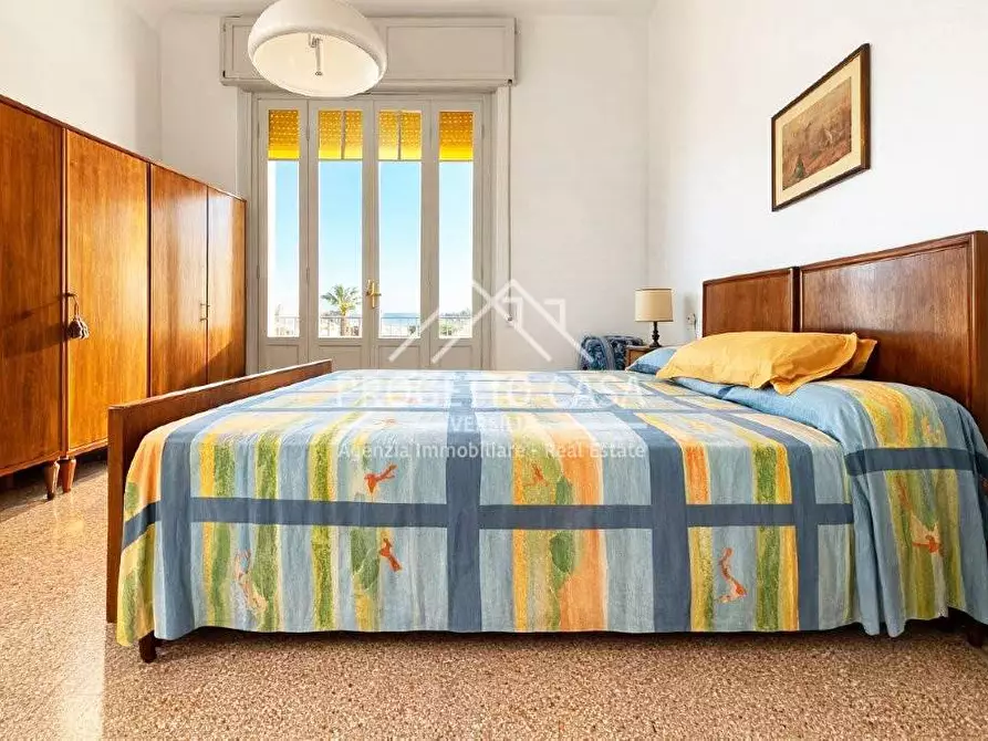 Immagine 25 di Casa indipendente in vendita  in VIA PISTELLI a Camaiore