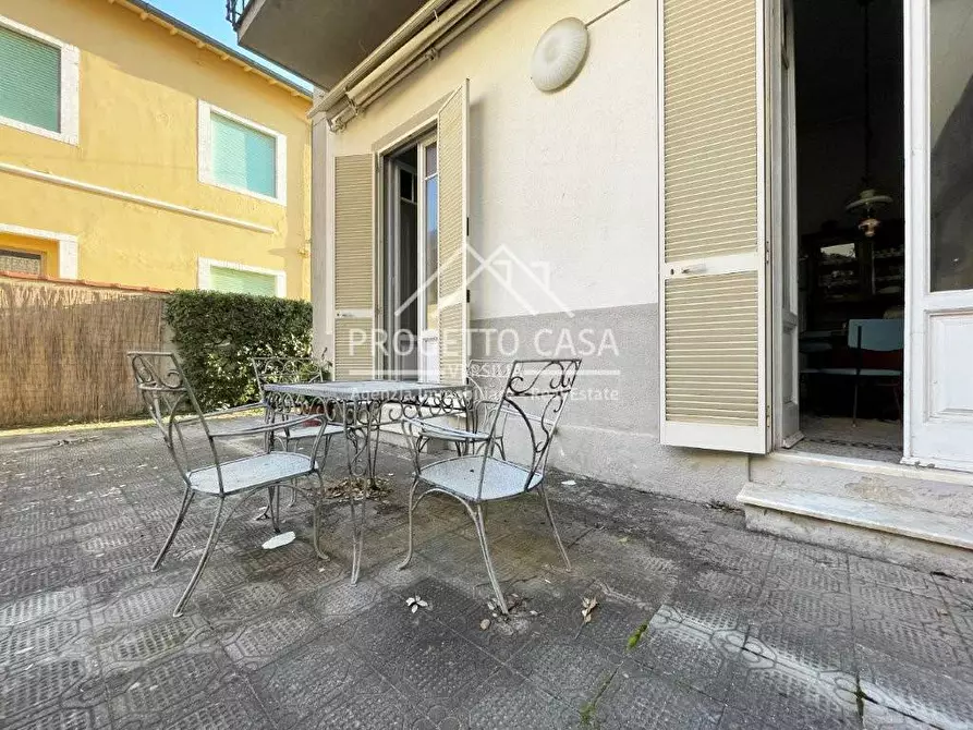 Immagine 33 di Casa indipendente in vendita  in VIA PISTELLI a Camaiore