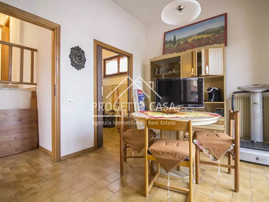 Immagine 5 di Casa indipendente in vendita  in VIA NAZZARIO SAURO TORRE DEL LAGO a Viareggio