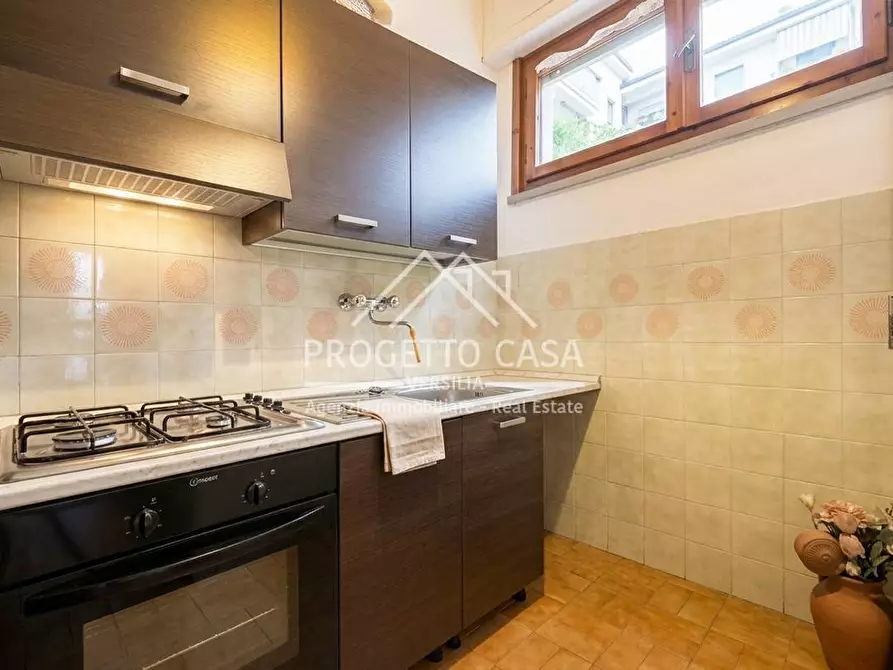 Immagine 9 di Casa indipendente in vendita  in VIA NAZZARIO SAURO TORRE DEL LAGO a Viareggio