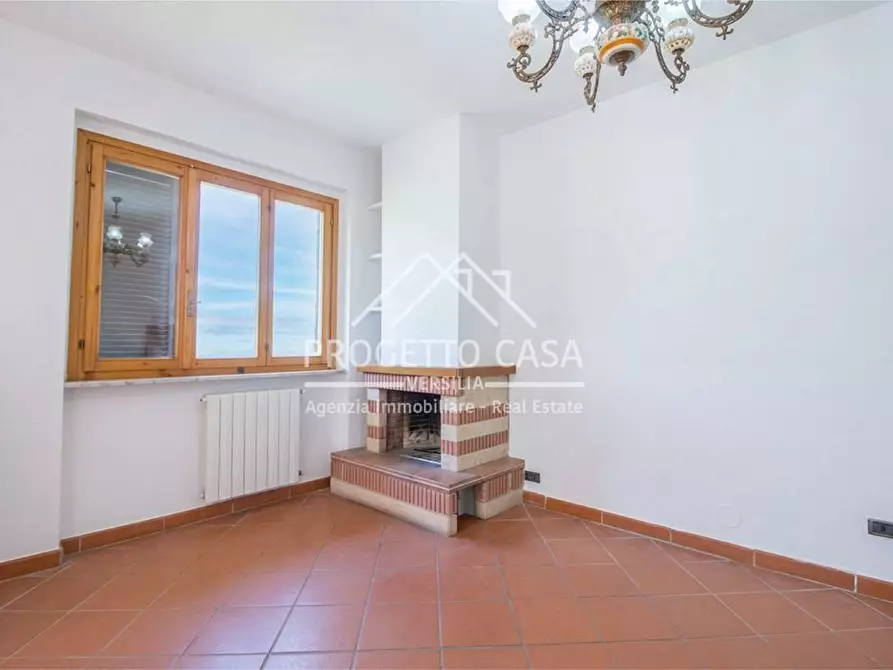 Immagine 6 di Casa indipendente in vendita  in VIA ELETTICA a Viareggio