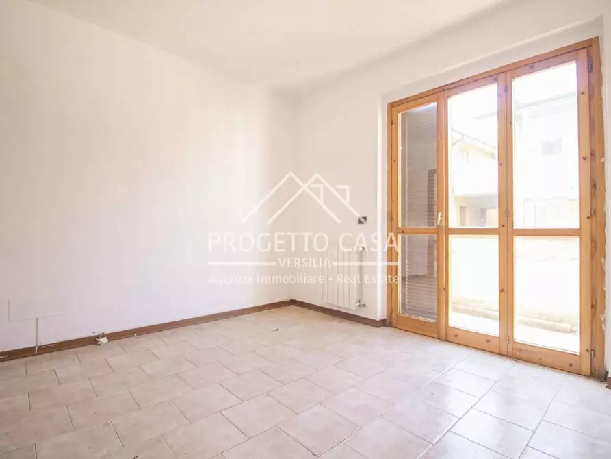 Immagine 20 di Casa indipendente in vendita  in VIA ELETTICA a Viareggio