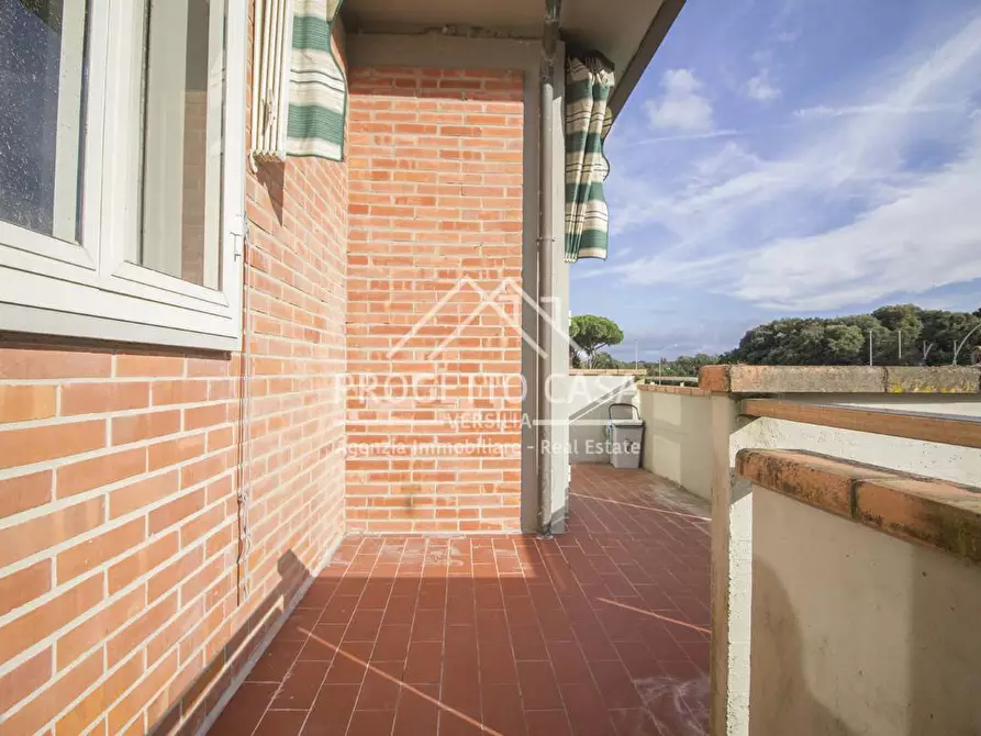 Immagine 22 di Appartamento in vendita  in VIA ROSETO a Camaiore