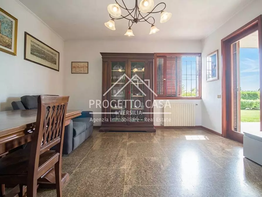 Immagine 5 di Casa indipendente in vendita  in Via della Quiete a Camaiore
