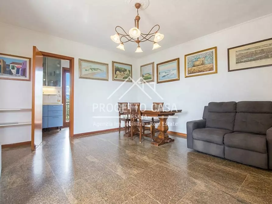 Immagine 7 di Casa indipendente in vendita  in Via della Quiete a Camaiore