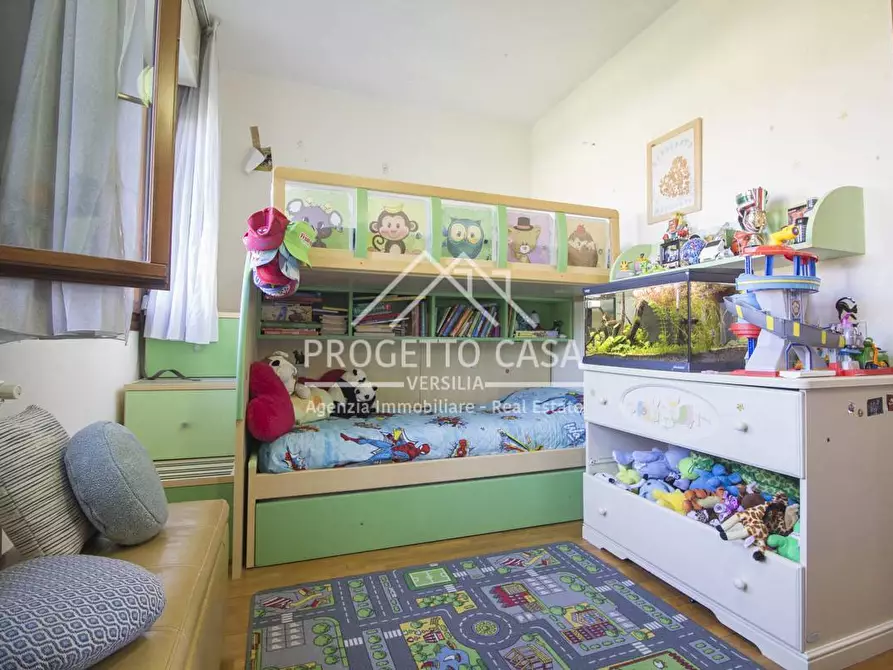 Immagine 19 di Casa indipendente in vendita  in VIA ILLICA a Viareggio