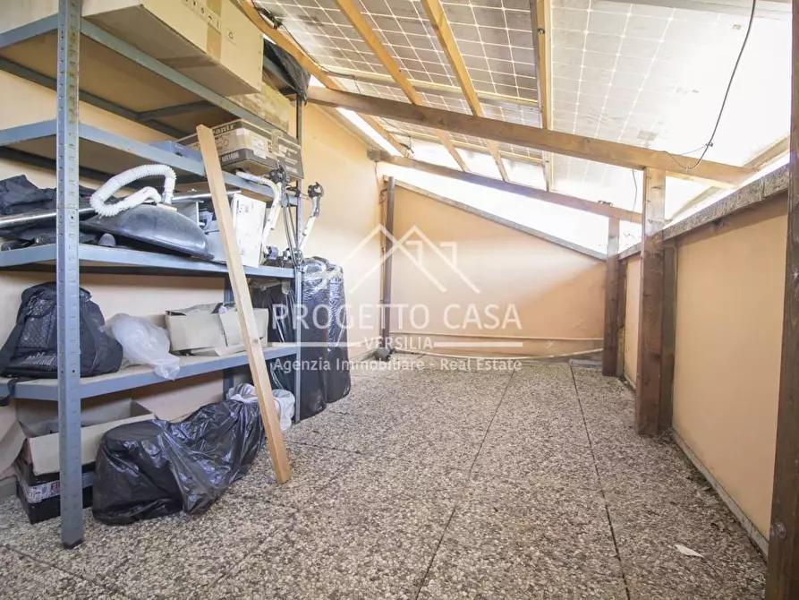 Immagine 27 di Casa indipendente in vendita  in VIA ILLICA a Viareggio
