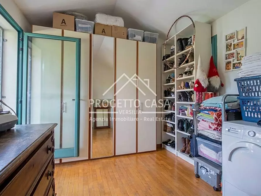 Immagine 28 di Casa indipendente in vendita  in VIA ILLICA a Viareggio