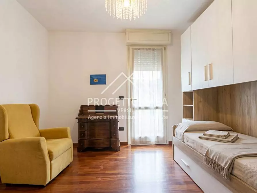 Immagine 22 di Appartamento in vendita  in Via Silvio Micheli a Viareggio