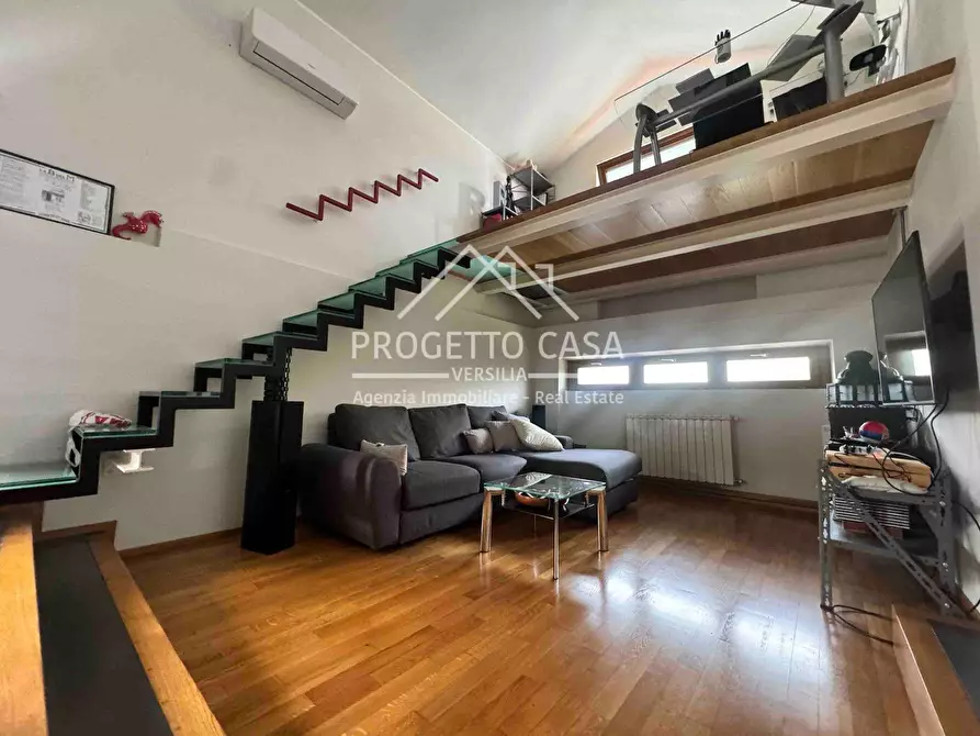 Immagine 7 di Casa indipendente in vendita  in via cimarosa a Camaiore