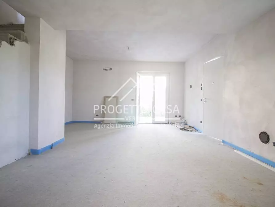 Immagine 7 di Casa indipendente in vendita  in VIA ALFONSO LA MARMORA a Camaiore