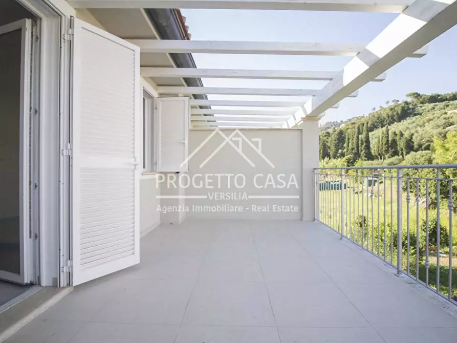 Immagine 14 di Casa indipendente in vendita  in VIA ALFONSO LA MARMORA a Camaiore