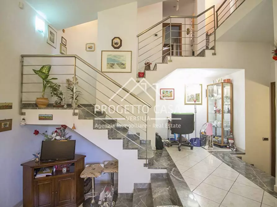 Immagine 6 di Casa indipendente in vendita  in VIA DEL BERTACCHINO a Camaiore