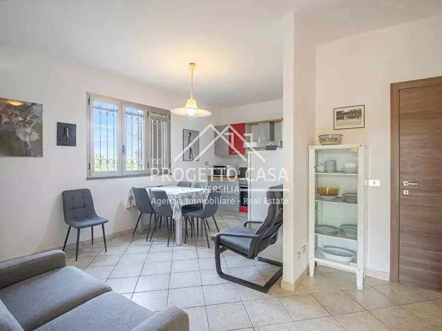 Immagine 2 di Casa indipendente in vendita  in cavalcavia dell'arcobaleno a Viareggio