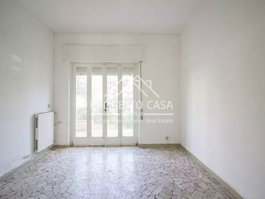 Immagine 9 di Appartamento in vendita  in VIA S. FRANCESCO LIDO DI CAMAIORE a Camaiore