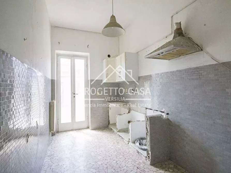 Immagine 15 di Appartamento in vendita  in VIA S. FRANCESCO LIDO DI CAMAIORE a Camaiore