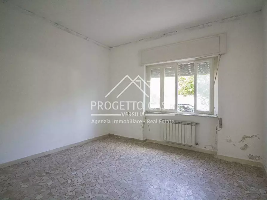 Immagine 19 di Appartamento in vendita  in VIA S. FRANCESCO LIDO DI CAMAIORE a Camaiore