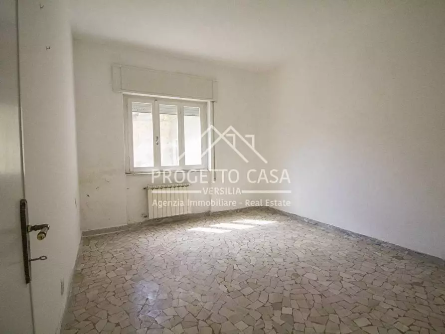 Immagine 28 di Appartamento in vendita  in VIA S. FRANCESCO LIDO DI CAMAIORE a Camaiore