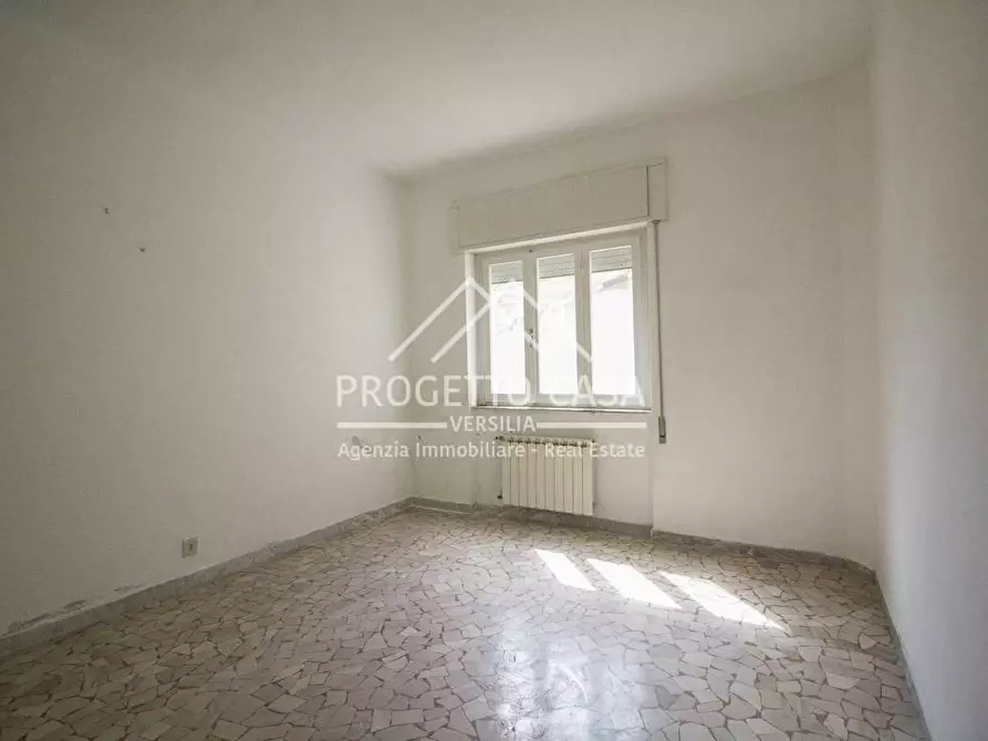 Immagine 29 di Appartamento in vendita  in VIA S. FRANCESCO LIDO DI CAMAIORE a Camaiore