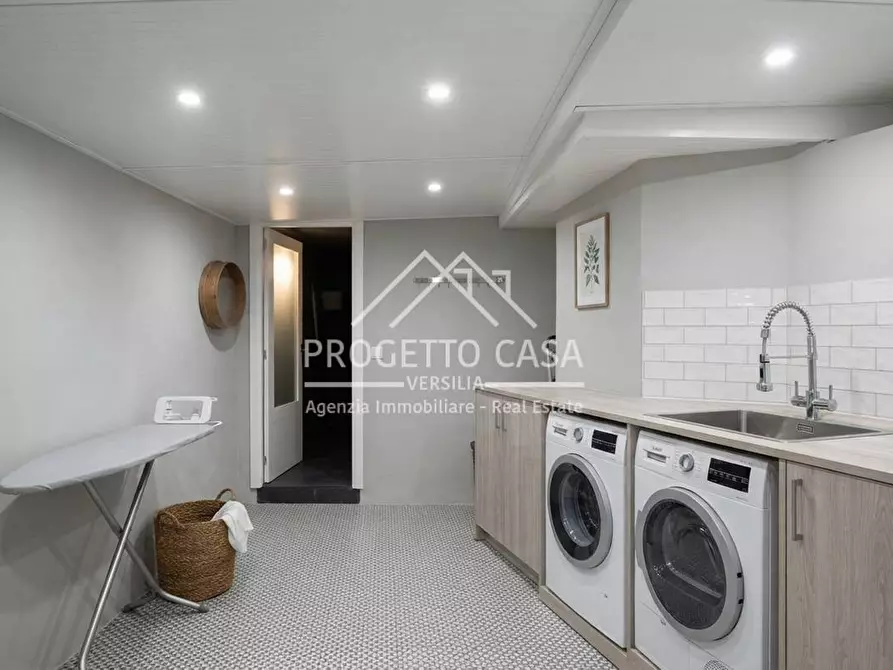 Immagine 5 di Casa indipendente in vendita  in via stipeto a Pietrasanta