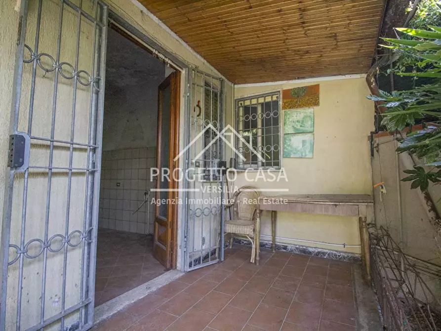 Immagine 35 di Casa indipendente in vendita  in via stipeto a Pietrasanta