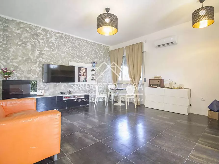 Immagine 2 di Appartamento in vendita  in VIA LELIO GIUSTI a Viareggio