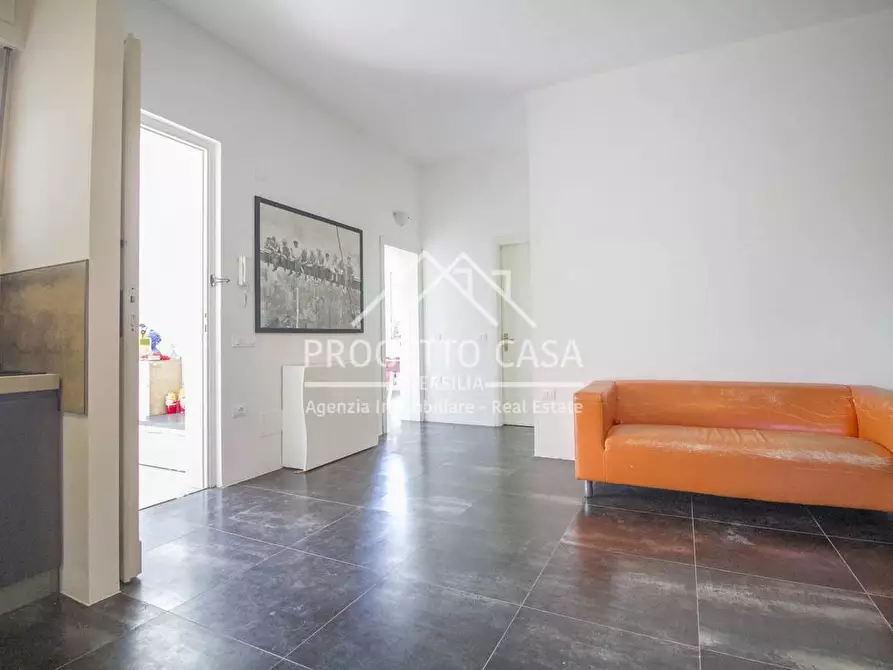 Immagine 5 di Appartamento in vendita  in VIA LELIO GIUSTI a Viareggio