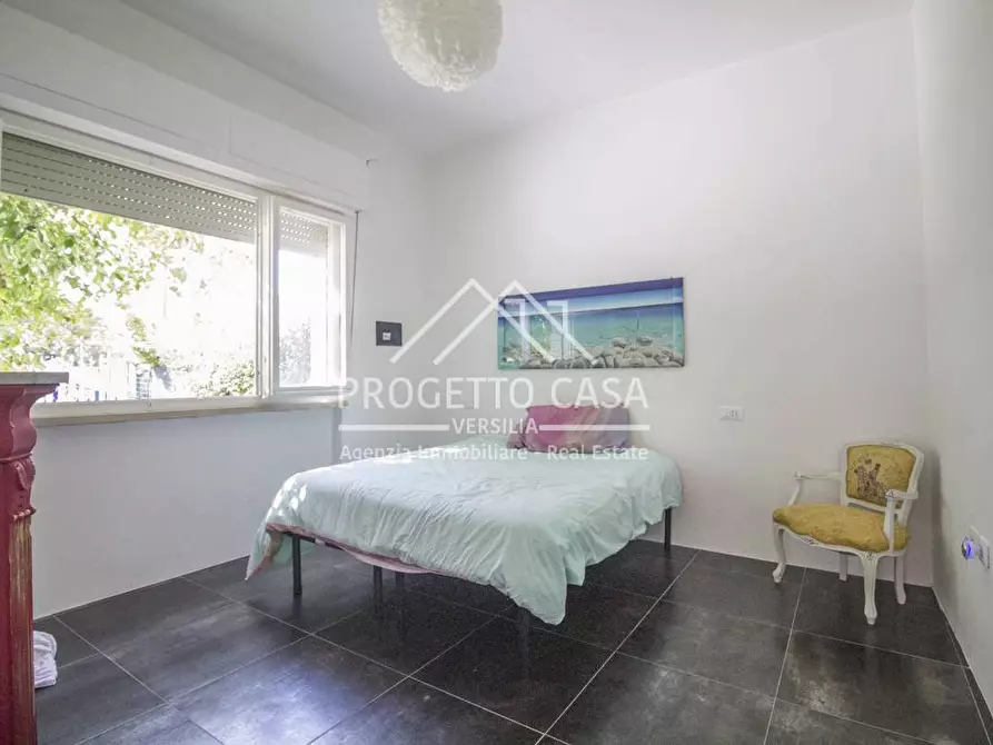 Immagine 8 di Appartamento in vendita  in VIA LELIO GIUSTI a Viareggio