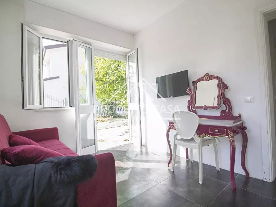 Immagine 20 di Appartamento in vendita  in VIA LELIO GIUSTI a Viareggio