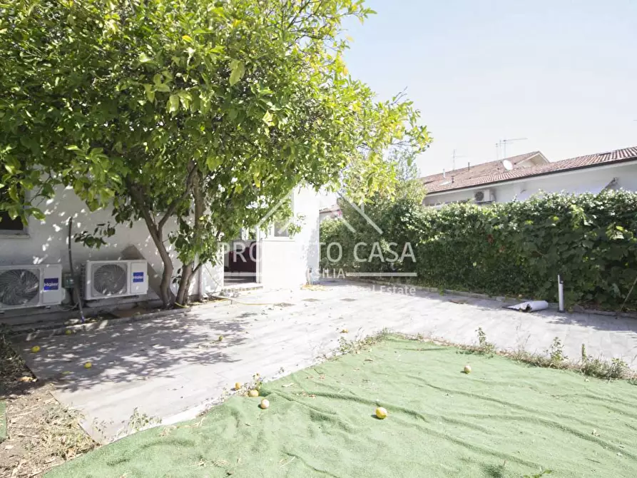 Immagine 23 di Appartamento in vendita  in VIA LELIO GIUSTI a Viareggio