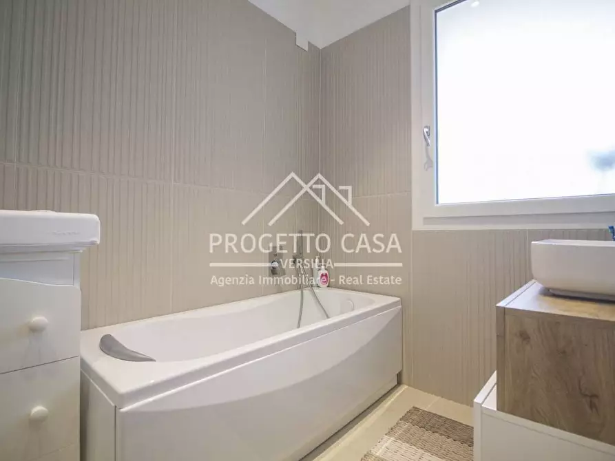 Immagine 36 di Appartamento in vendita  in VIA DEL CIAMPINO a Camaiore