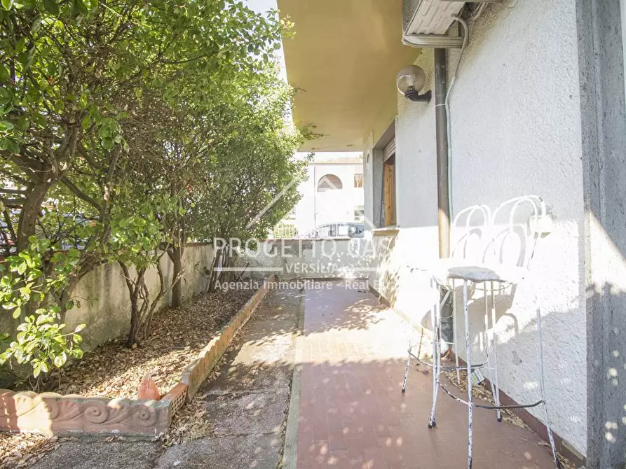 Immagine 26 di Appartamento in vendita  in VIA ADONE DEL CIMA a Viareggio