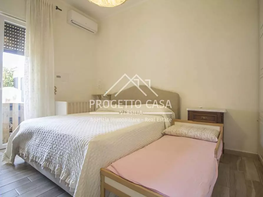 Immagine 10 di Appartamento in vendita  in VIA BATTISTI TORRE DEL LAGO a Viareggio