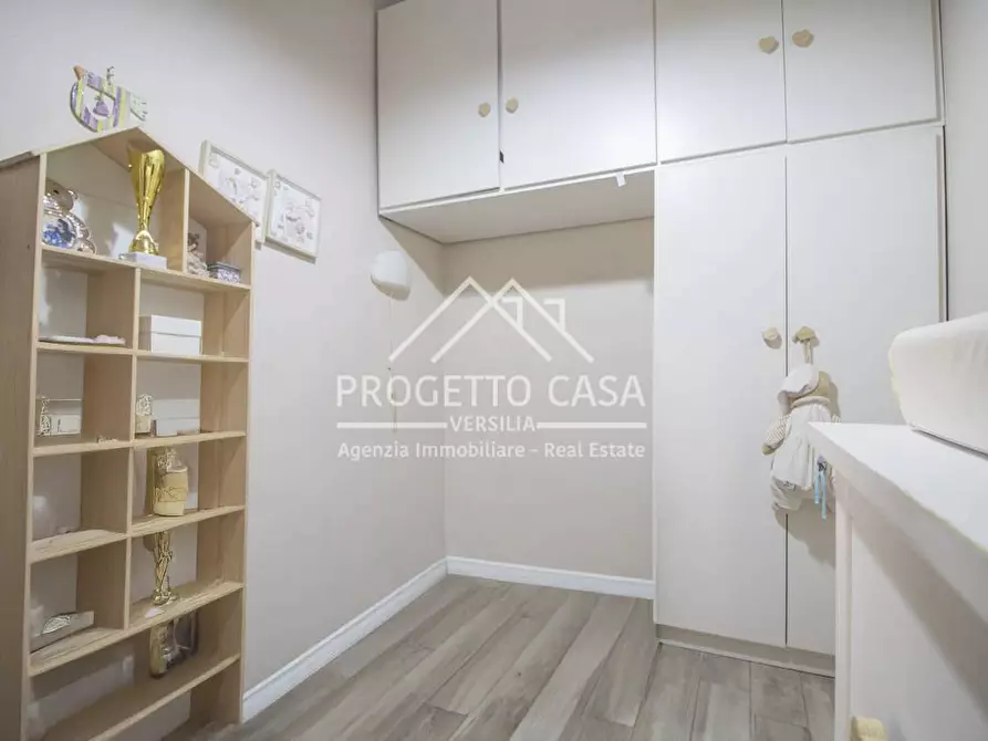Immagine 19 di Appartamento in vendita  in VIA BATTISTI TORRE DEL LAGO a Viareggio