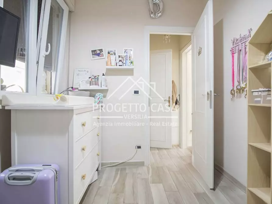 Immagine 21 di Appartamento in vendita  in VIA BATTISTI TORRE DEL LAGO a Viareggio