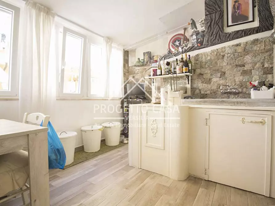 Immagine 22 di Appartamento in vendita  in VIA BATTISTI TORRE DEL LAGO a Viareggio