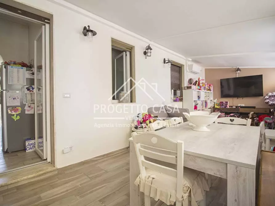 Immagine 25 di Appartamento in vendita  in VIA BATTISTI TORRE DEL LAGO a Viareggio