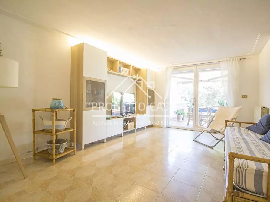 Immagine 2 di Appartamento in vendita  in VIA BOCELLA a Camaiore