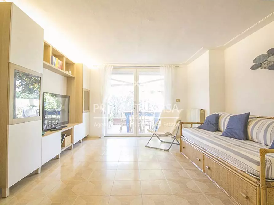 Immagine 3 di Appartamento in vendita  in VIA BOCELLA a Camaiore
