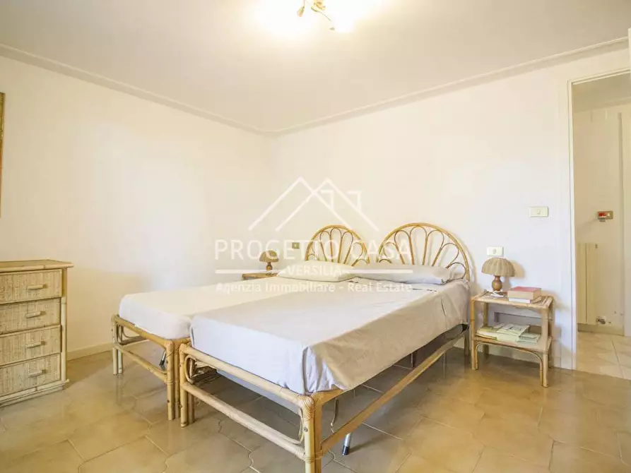 Immagine 16 di Appartamento in vendita  in VIA BOCELLA a Camaiore