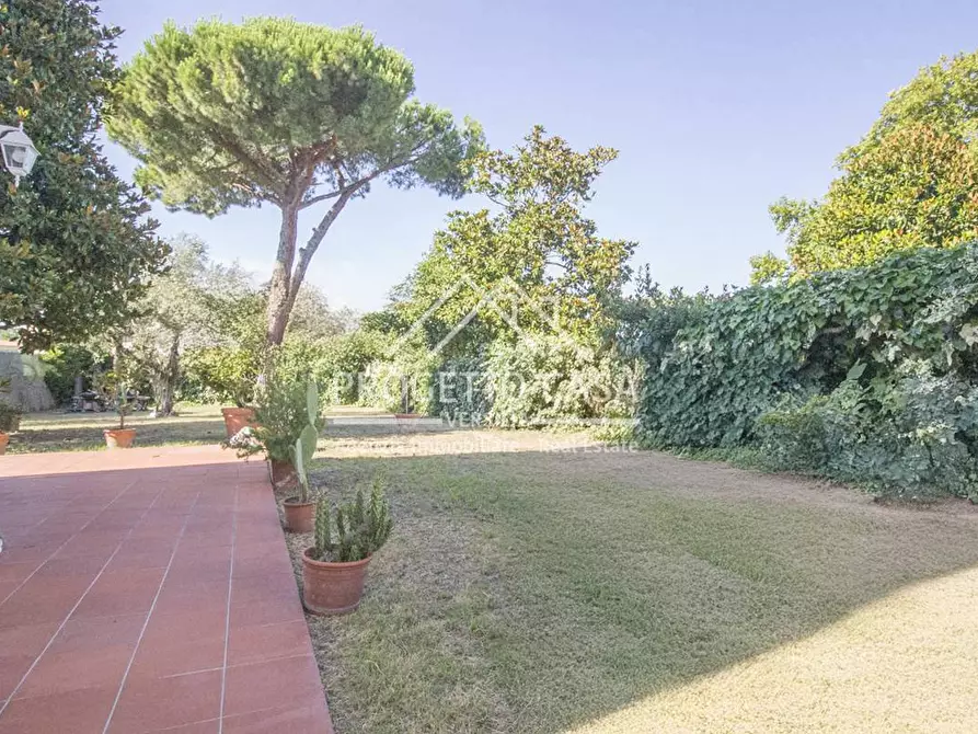 Immagine 38 di Appartamento in vendita  in VIA BOCELLA a Camaiore